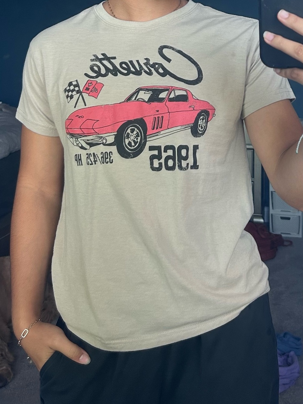1965 Graphic Tee - Cream with Pink Car